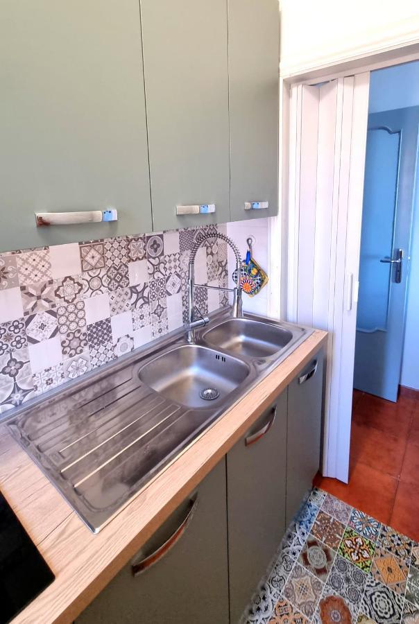 Casa Vacanze Cristoforo Colombo Holiday Trani Exterior foto
