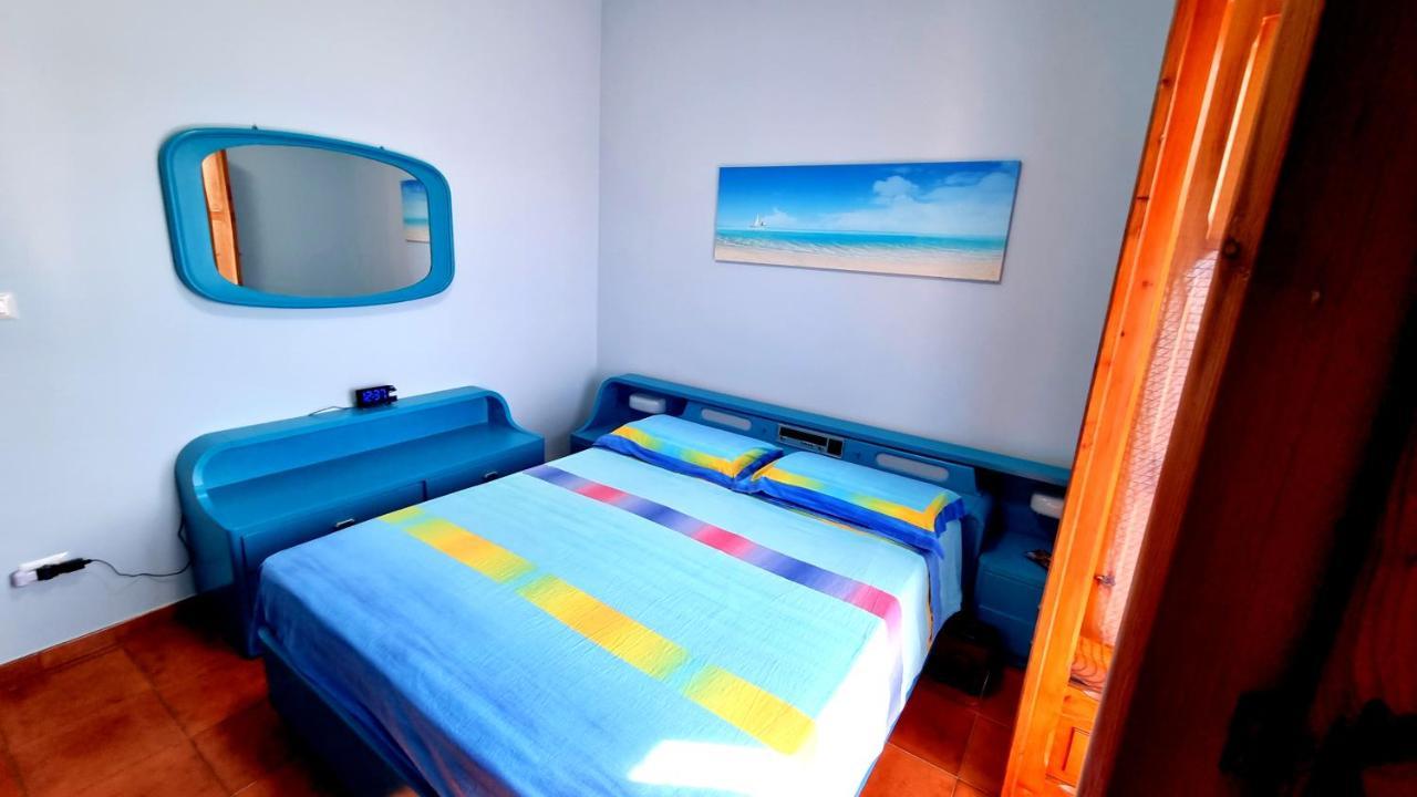 Casa Vacanze Cristoforo Colombo Holiday Trani Exterior foto
