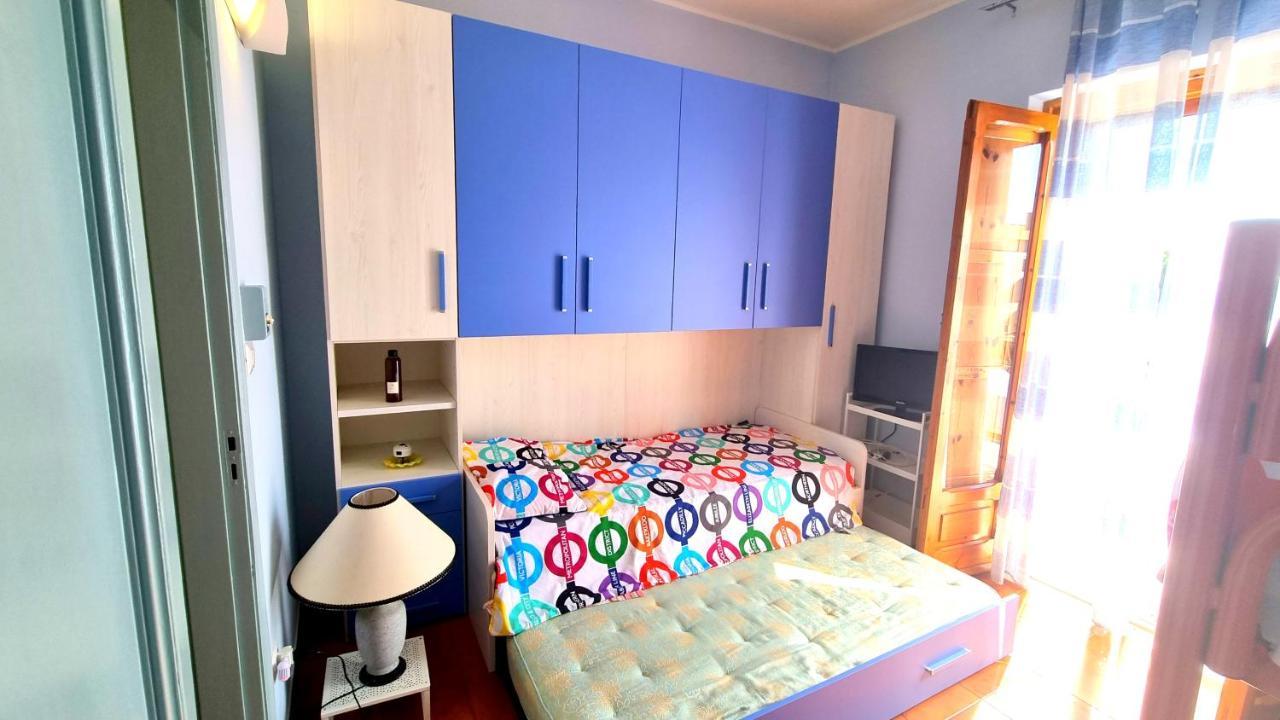 Casa Vacanze Cristoforo Colombo Holiday Trani Exterior foto